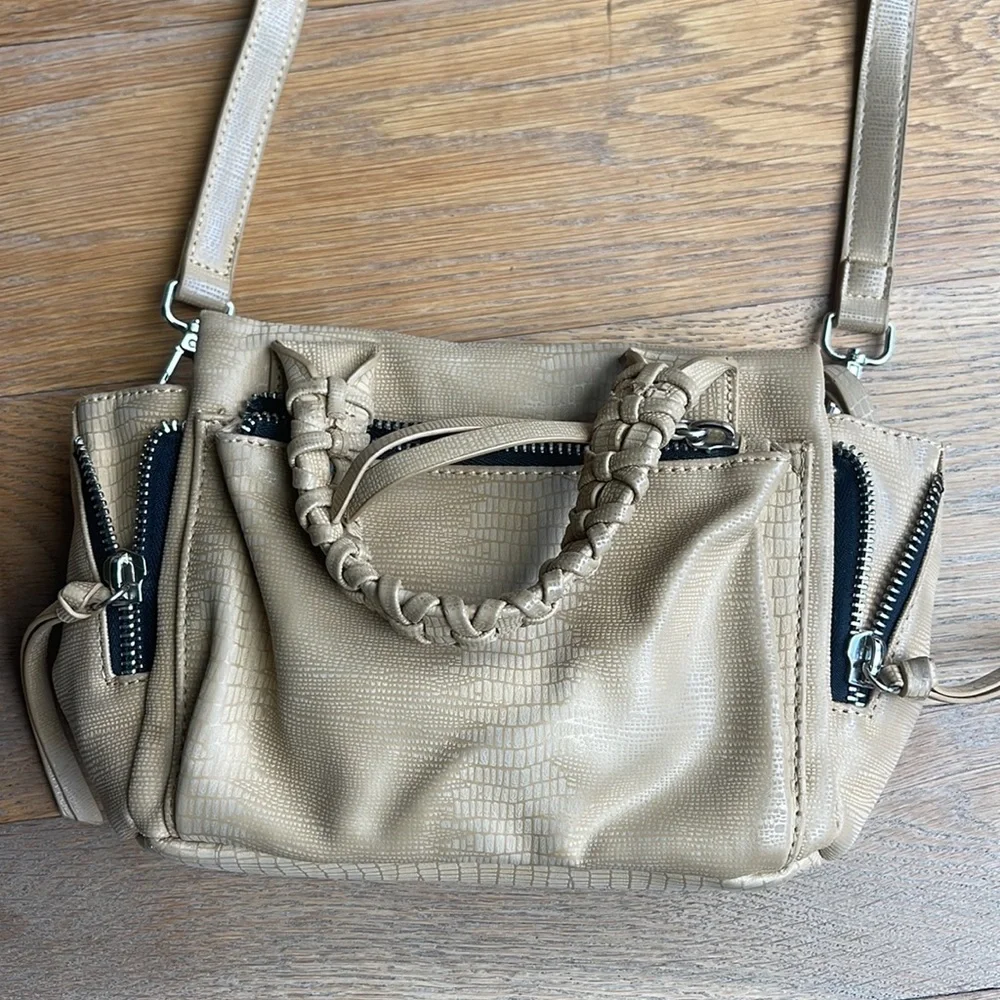 Free People Cross Body Purse with removable cross strap - Picture 1 of 11